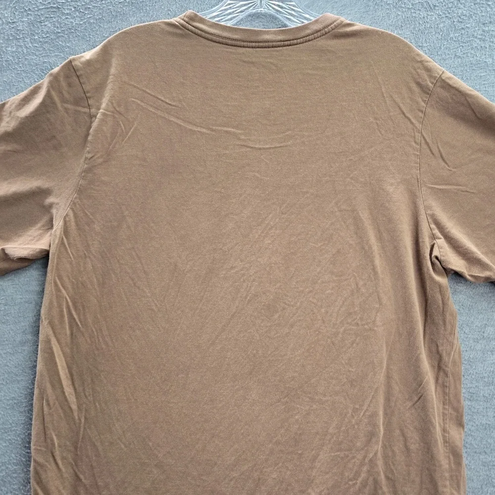 Air Jordan Men Shirt Large Brown Jump Man World Champs Logo Graphic Crew Neck‎